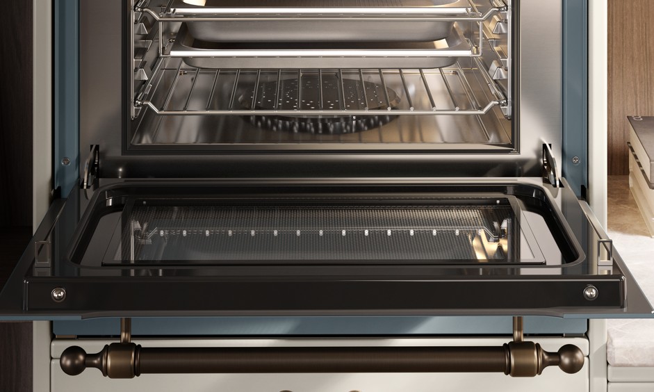 Soft-Closing Wall Oven Door