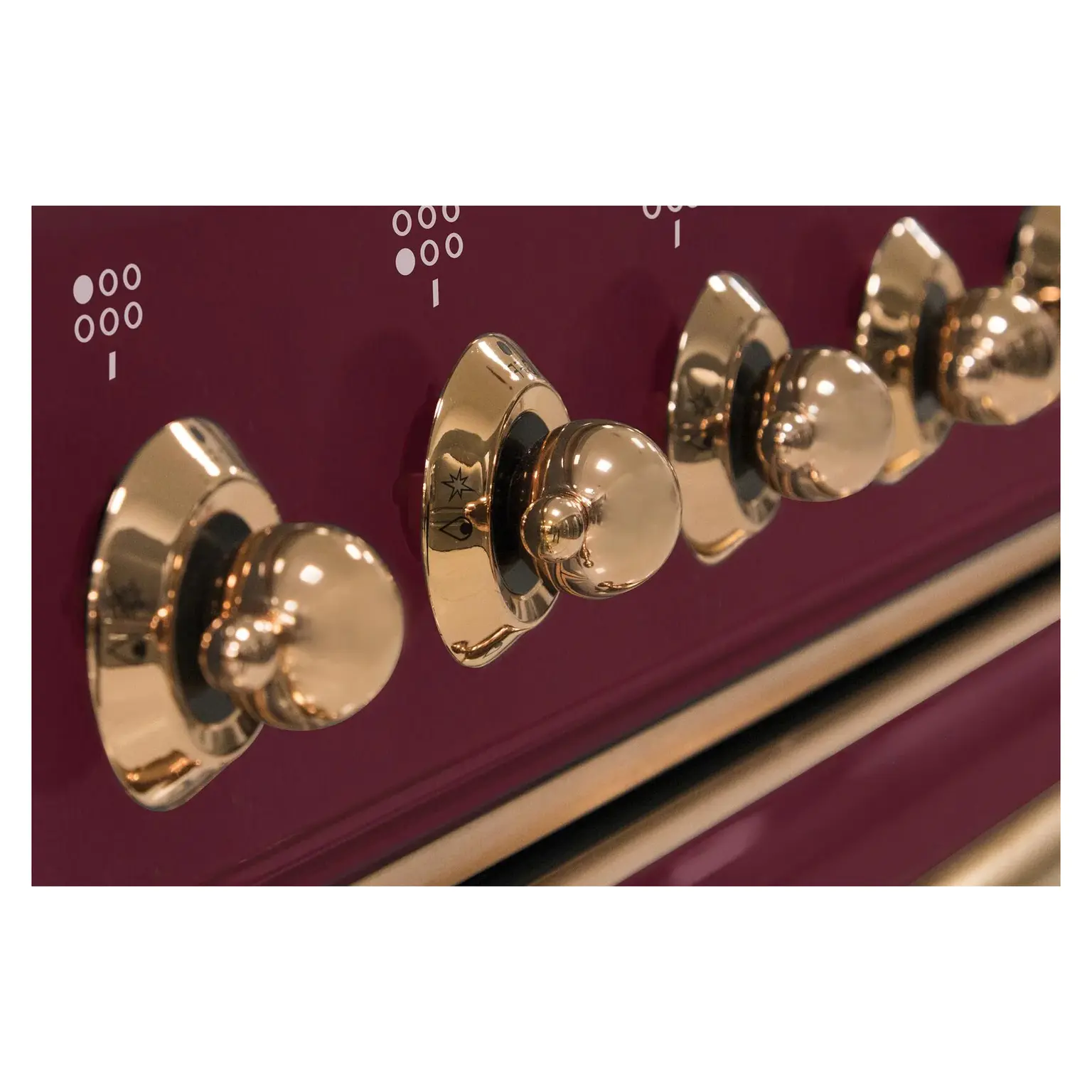 ILVE_UM09FDNS3BUP_Majestic_II_36"_Dual_Fuel_Range_knobs