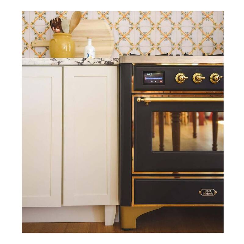 ILVE_UM09FDNS3MGG_Majestic_II_36_Dual_Fuel_Range_lifestyle_3