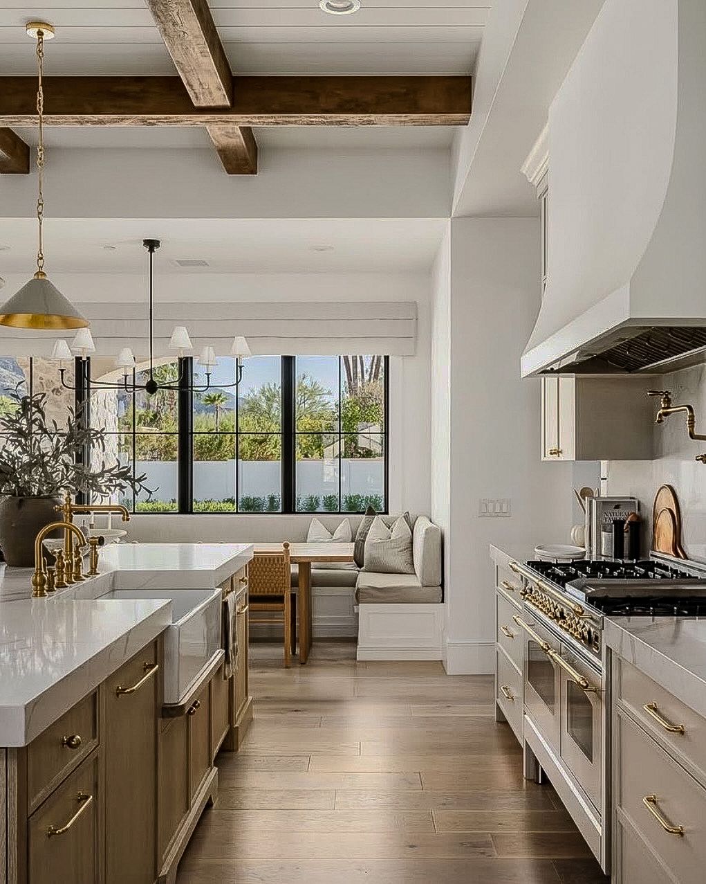 Desert Modern Luxury: Inside a Paradise Valley Estate Featuring the ILVE Nostalgie II 60-Inch Range