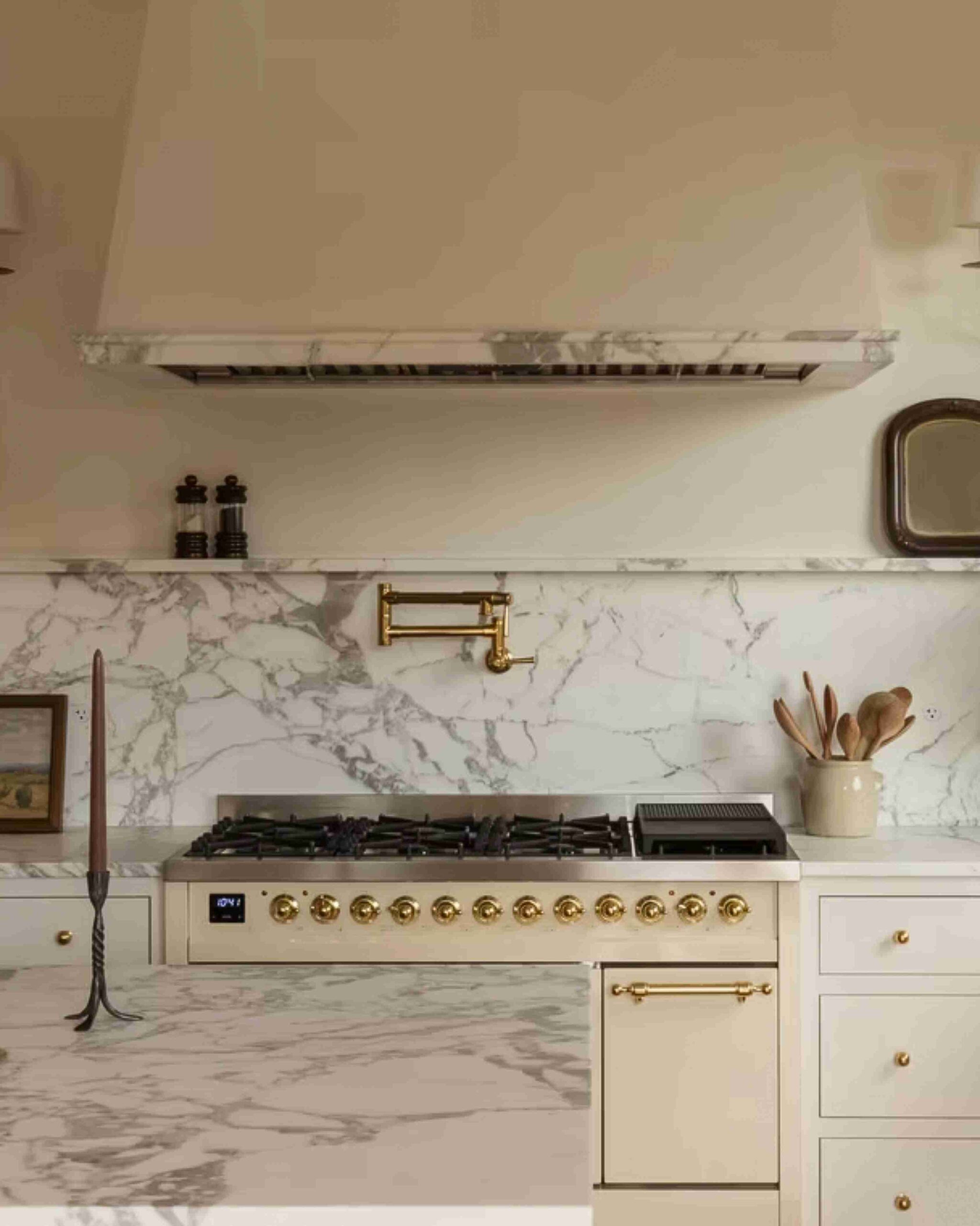 Duvall: A Study in Classic Warm Luxury