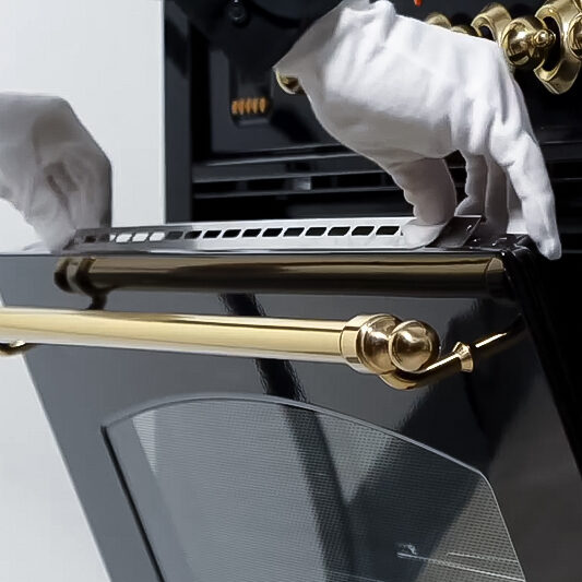 ILVE Nostalgie and Professional Plus Series Range How to replace the Oven Glass body 1x1 1 2 e1755726641344