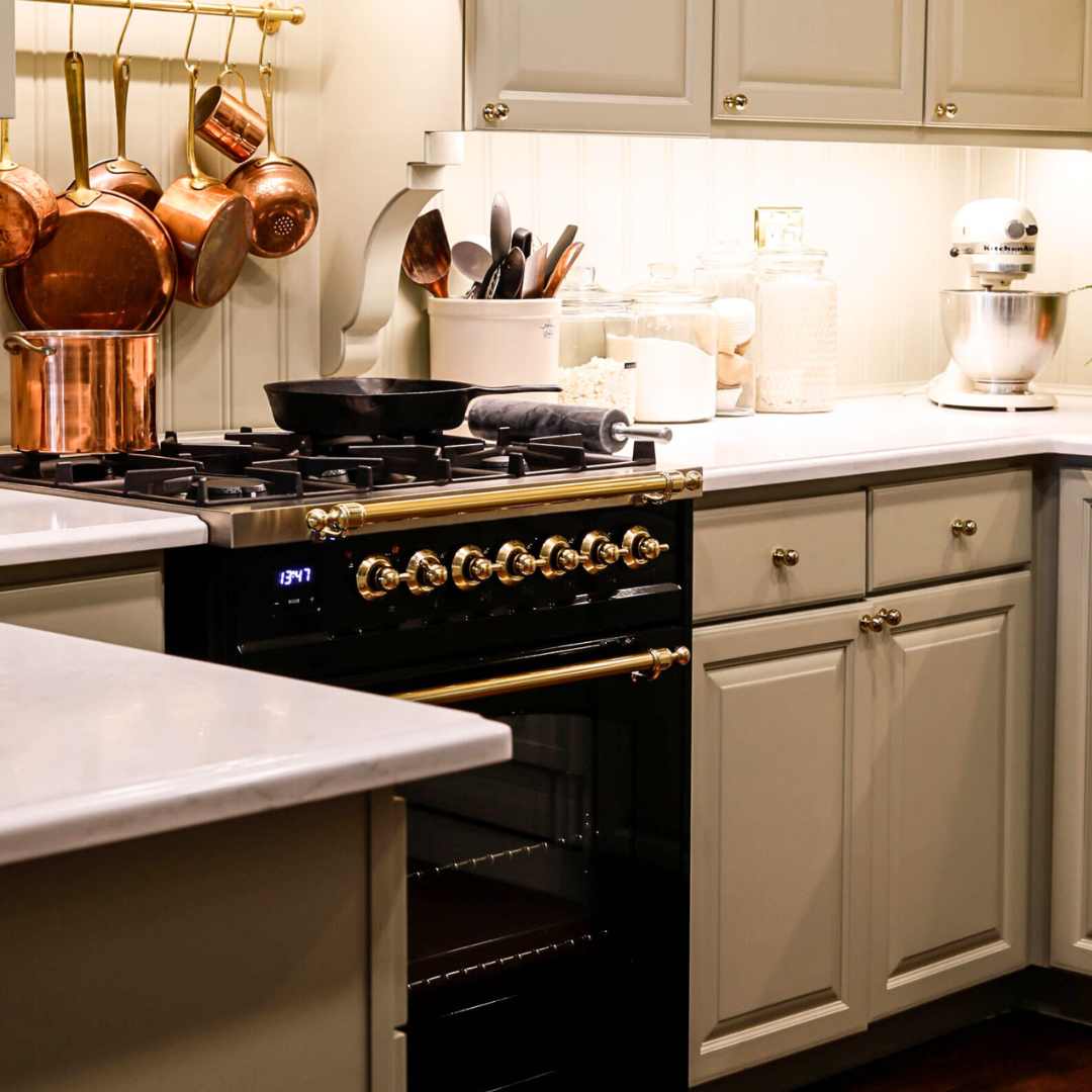 ILVE PARTNER SHE HOLDS DEARLY BLOG Feature Image