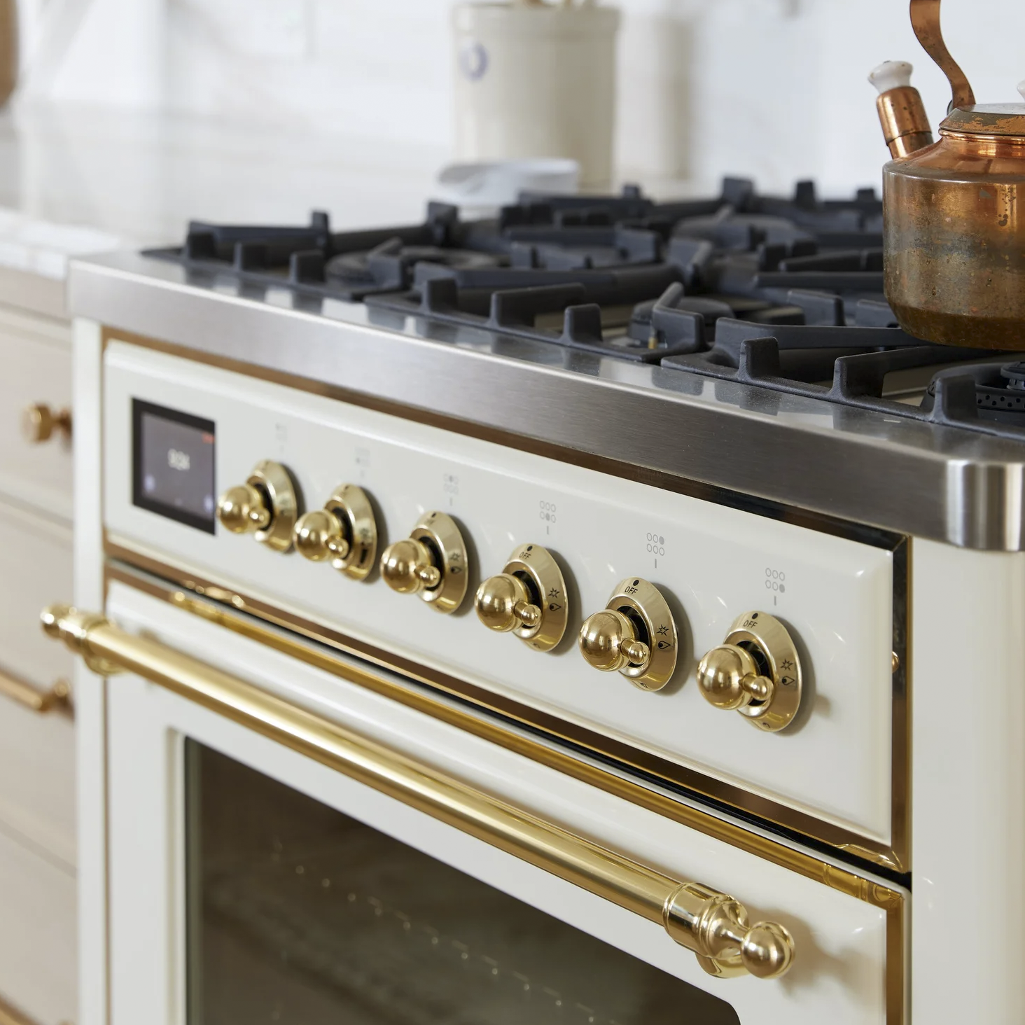 Image 3 Kate Marker Interiors e1764613924373