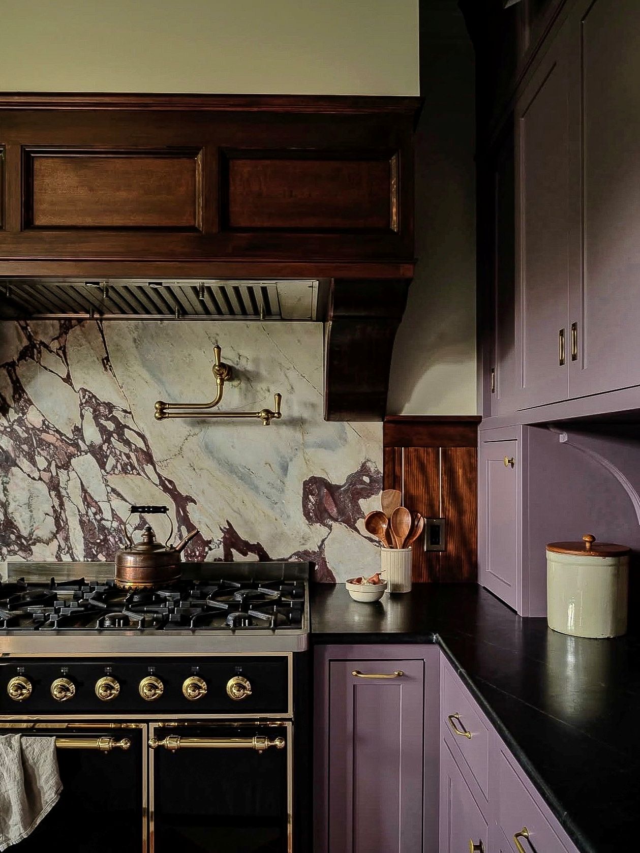 Kitchen Plum palette