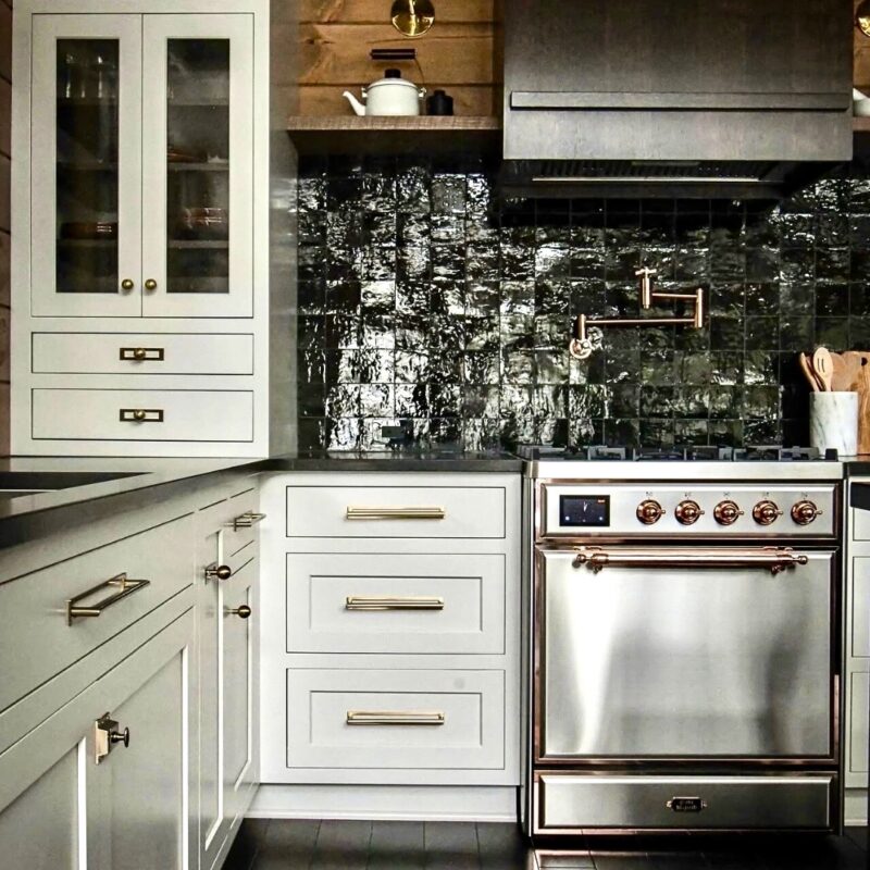 Log Cabin Majestic Range Featured Image