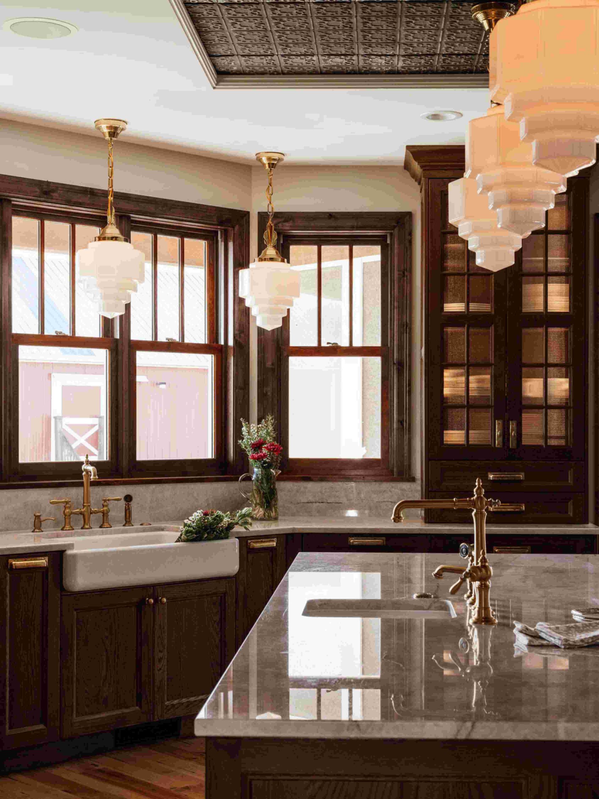 Old World Elegance luxury kitchen sink scaled