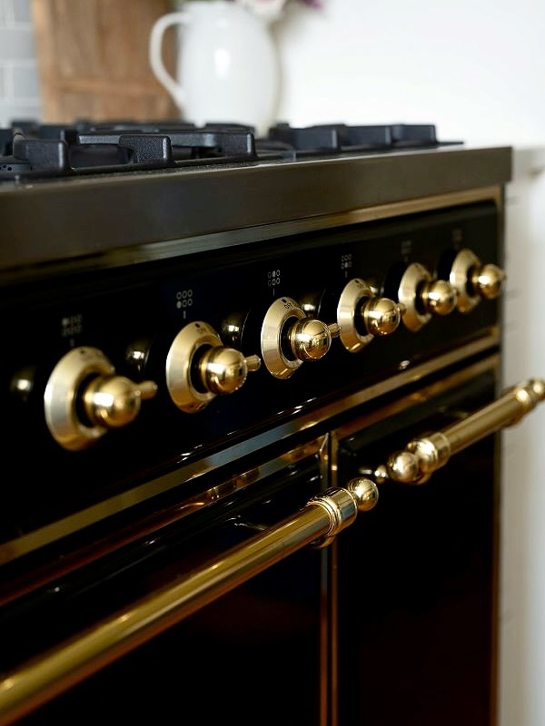 Powell Construction Design Studio knobs 2