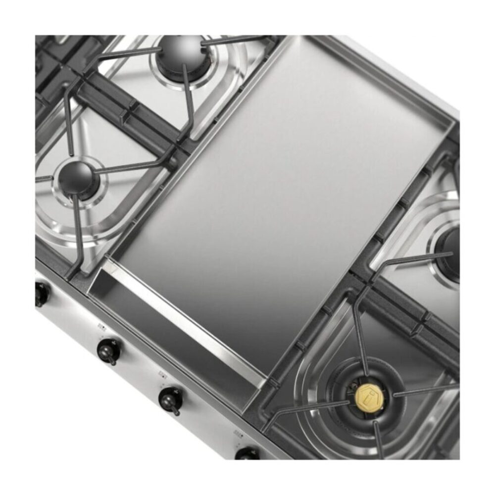 ILVE UHCP1265FN top view on griddle