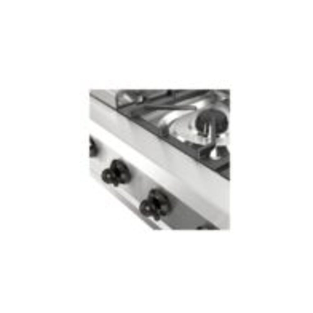 ILVE UHCP48FN close up on knobs