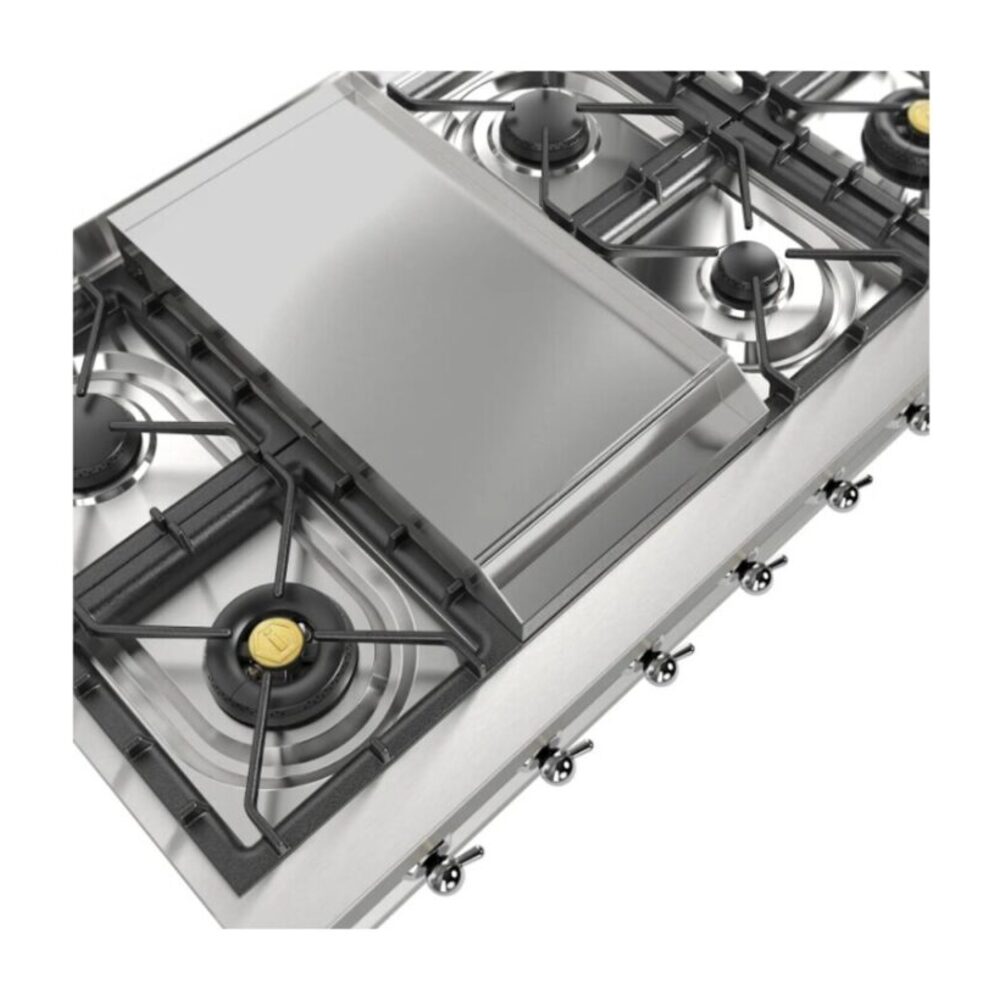 ILVE UHCP48FN close up on griddle