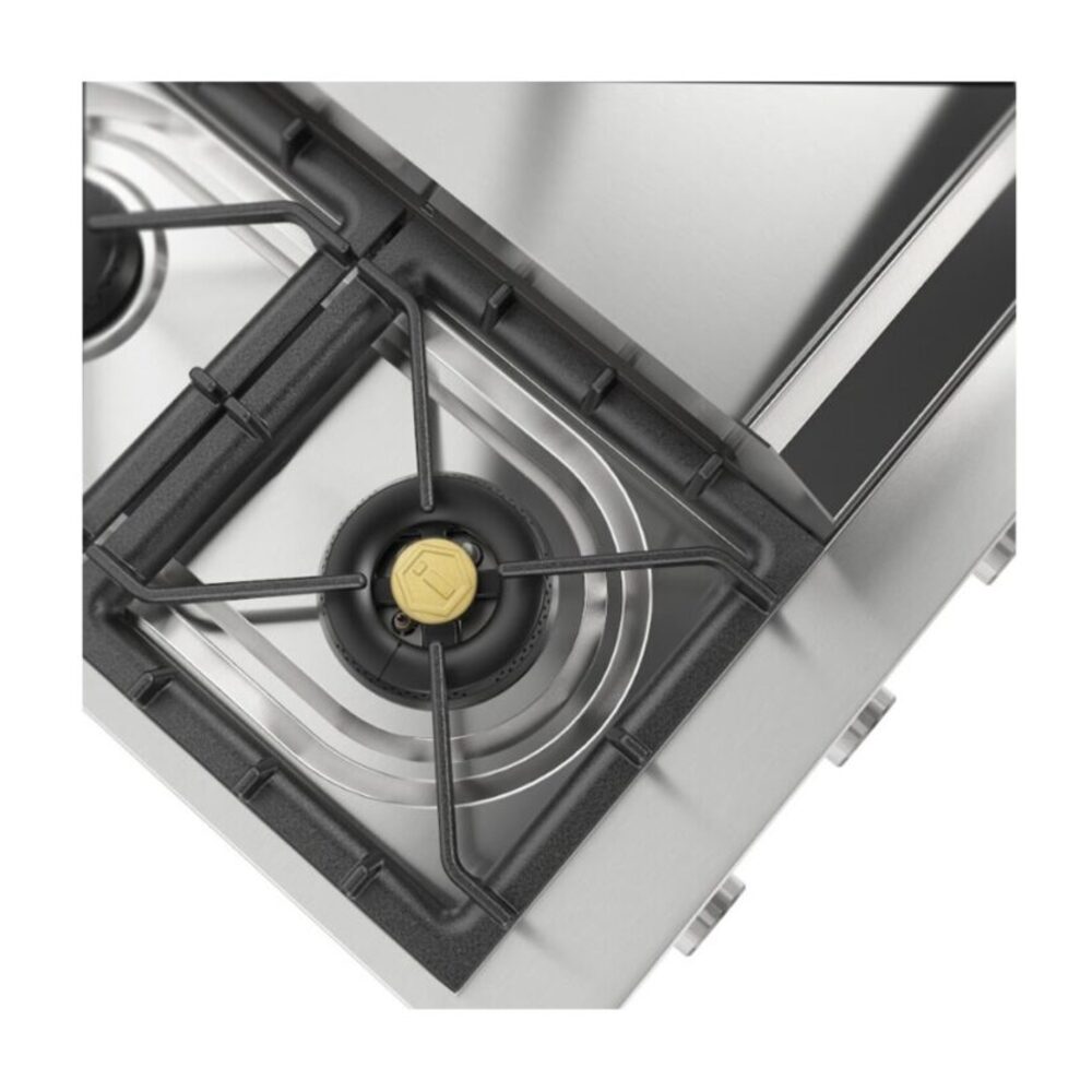 ILVE UHCP48FSSLP close up on dual burner
