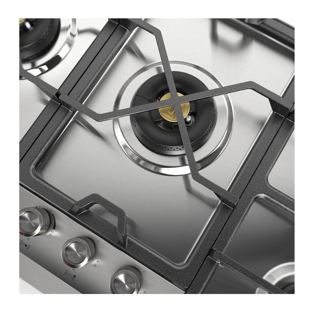 ILVE UHCPMT125FSS Panoramagic 48 inch Built-In Gas Cooktop with Total Black Brass Burners, in Stainless Steel (6 Sealed Burners + Left Griddle, Natural Gas) 7 ILVE UHCPMT125FSS close up on center dual burner