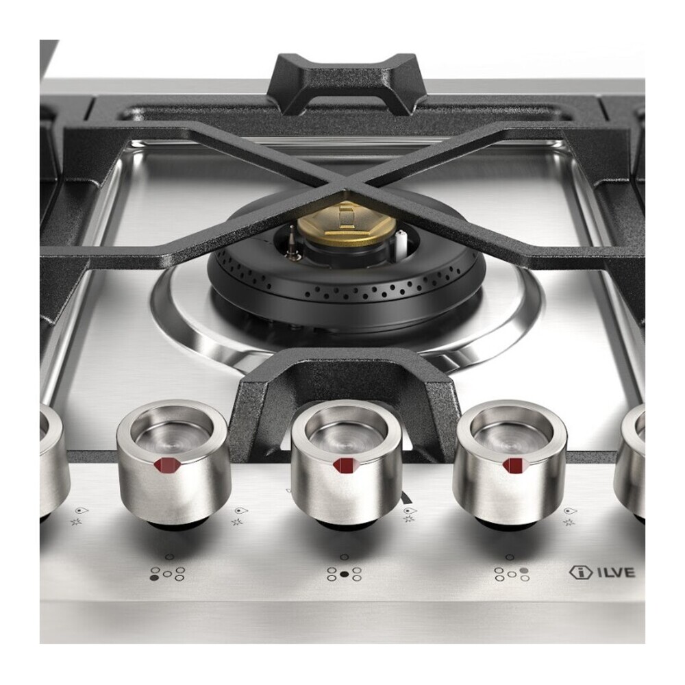 ILVE UHCPMT95FSSLP Panoramagic 36 inch Built-In Gas Cooktop with 5 Burners, in Stainless Steel (Liquid Propane, 5 Sealed Burners + Griddle) 8 ILVE UHCPMT95FSSLP front view close up on dual burner and knobs