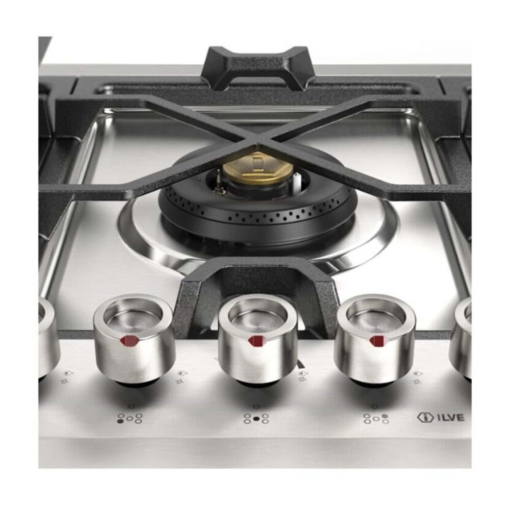 ILVE UHCPMT95SSLP front view close up on dual burner and knobs