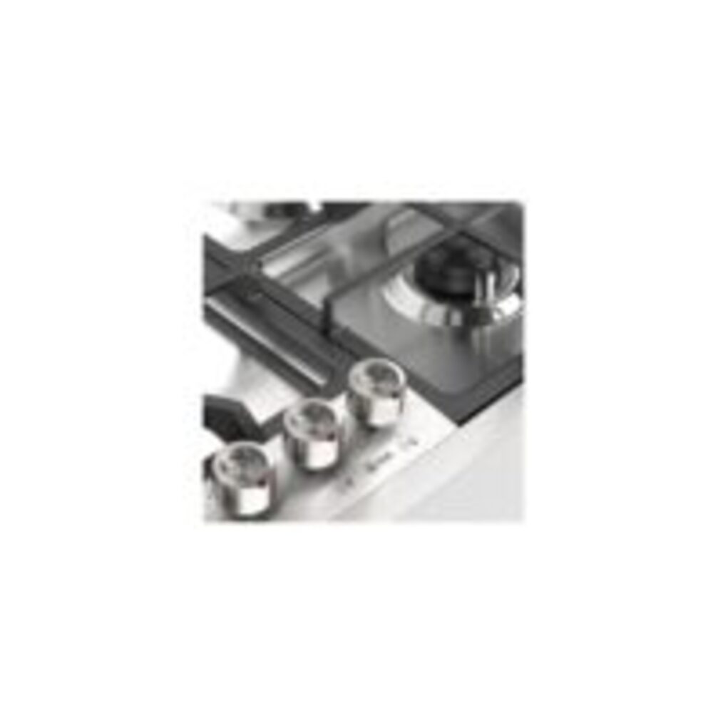 ILVE UHCPMT95SS close up on knobs