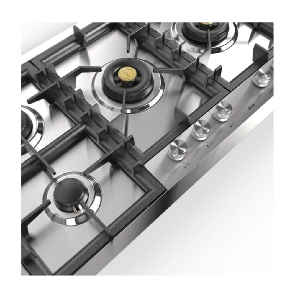 ILVE UHCPT125SS close up on dual burner