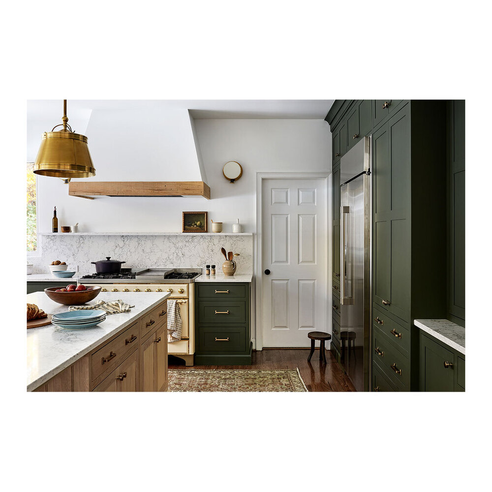 ILVE UM12FDNS3AWG Majestic II 48 inch Dual Fuel Range with 8 Black Brass Burners, Griddle (Natural Gas, Triple Glass Door, Antique White, Brass) 5 ILVE UM12F Majestic II 48 inch Dual Fuel Range with 8 Black Brass Burners, Griddle