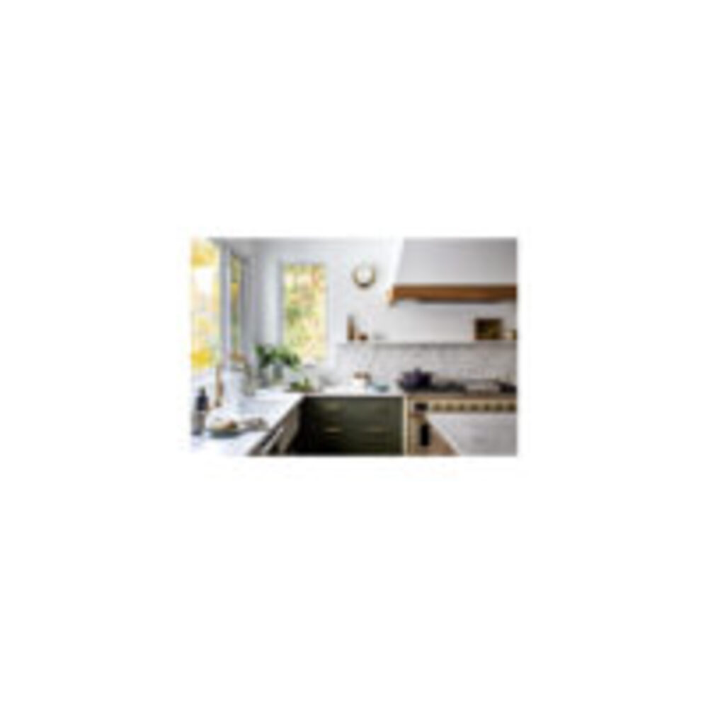 ILVE UM12F Majestic II 48 inch Dual Fuel Range with 8 Black Brass Burners, Griddle