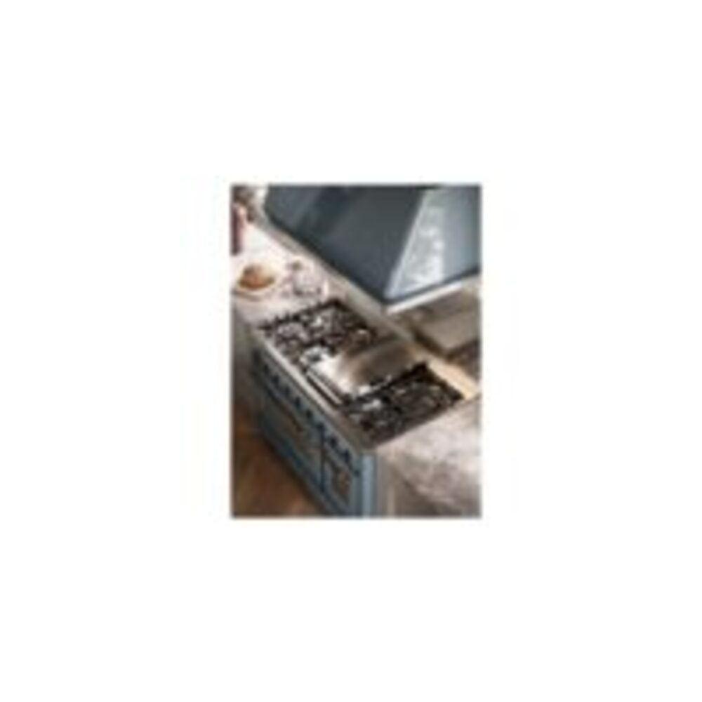ILVE Majestic II 48" UM12FDNS3BGBLP Dual Fuel Range, Lifestyle