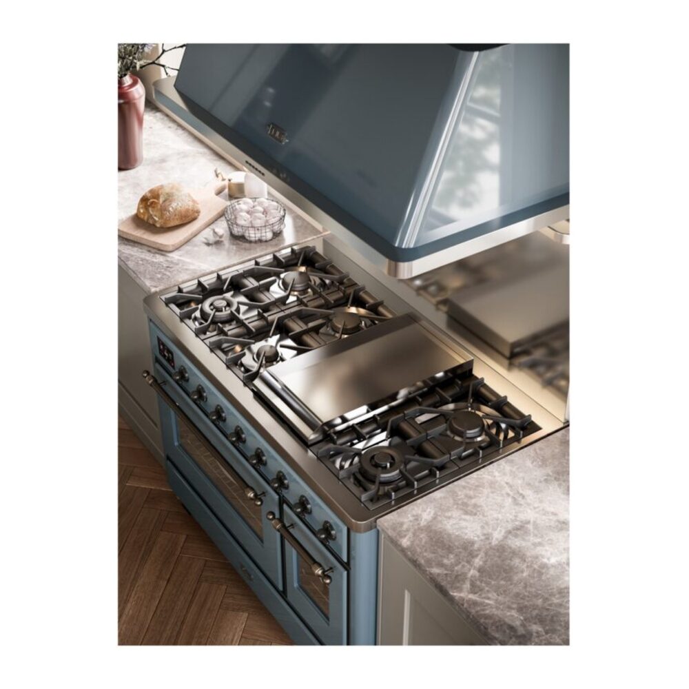 ILVE Majestic II 48" UM12FDNS3BGB Dual Fuel Range, Lifestyle