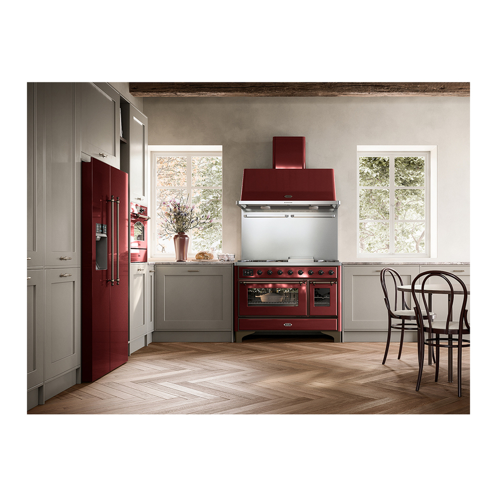 ILVE UM12FDNS3BUBLP Majestic II 48 inch Dual Fuel Range with 8 Black Brass Burners, Griddle (Liquid Propane, Triple Glass Door, Burgundy, Burnished) 5 UM12FDNS3BUBLP-lifestyle