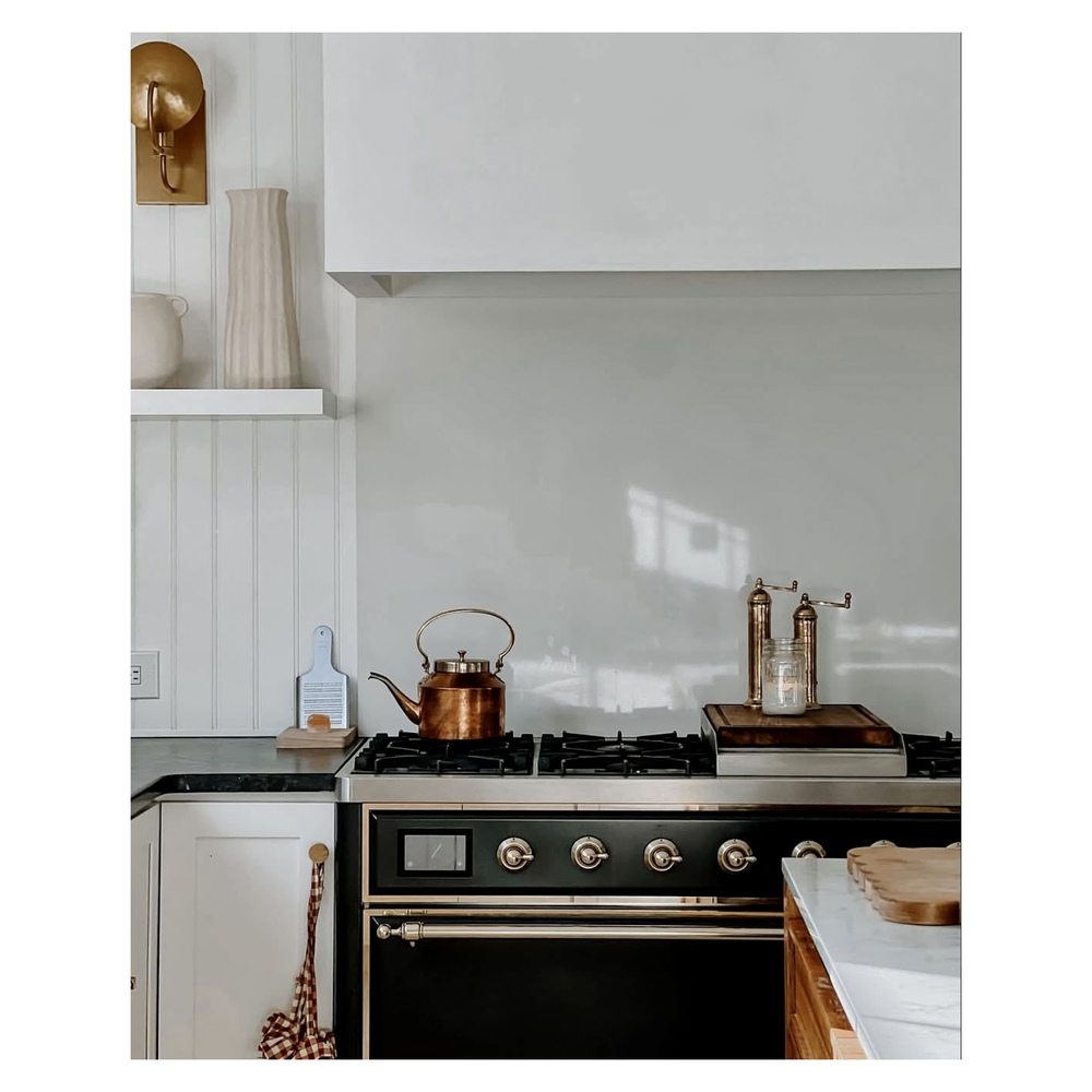 ILVE UM12F Majestic II 48 inch Dual Fuel Range with 8 Black Brass Burners, Griddle