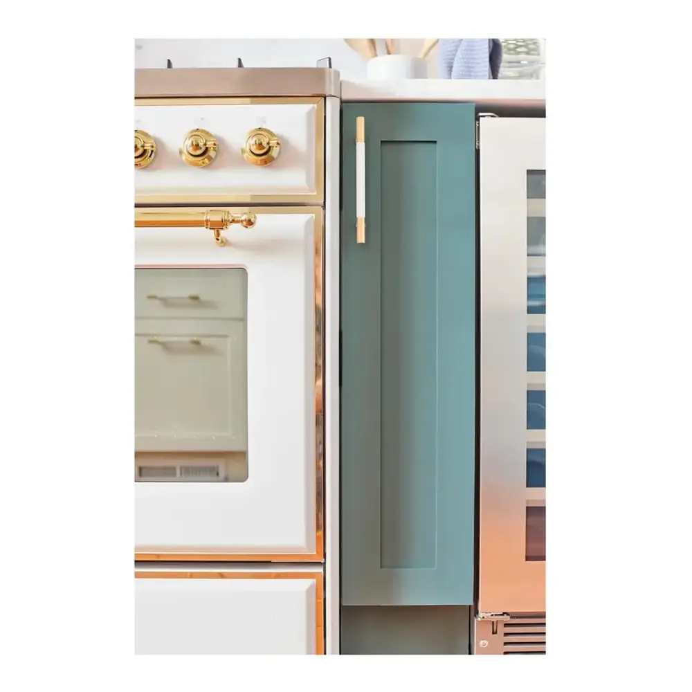 ILVE UM30DNE3WHG Majestic II 30 inch Dual Fuel Range with 5 Black Brass Burners (Natural Gas, Triple Glass Door, White, Brass) 5 ILVE UM30D Majestic II 30 inch Dual Fuel Range with 5 Black Brass Burners