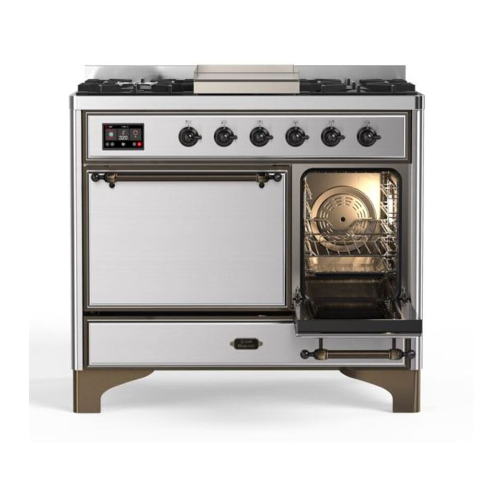 ILVE UMD10FDQNS3SSBLP Majestic II 40 inch Dual Fuel Range with 6 Burners, Griddle (Liquid Propane, Solid Door, Stainless Steel, Burnished) 8 ILVE_UMD10FDQNS3SSBLP_Majestic_II_40"_Dual_Fuel_Range_Right_Angle