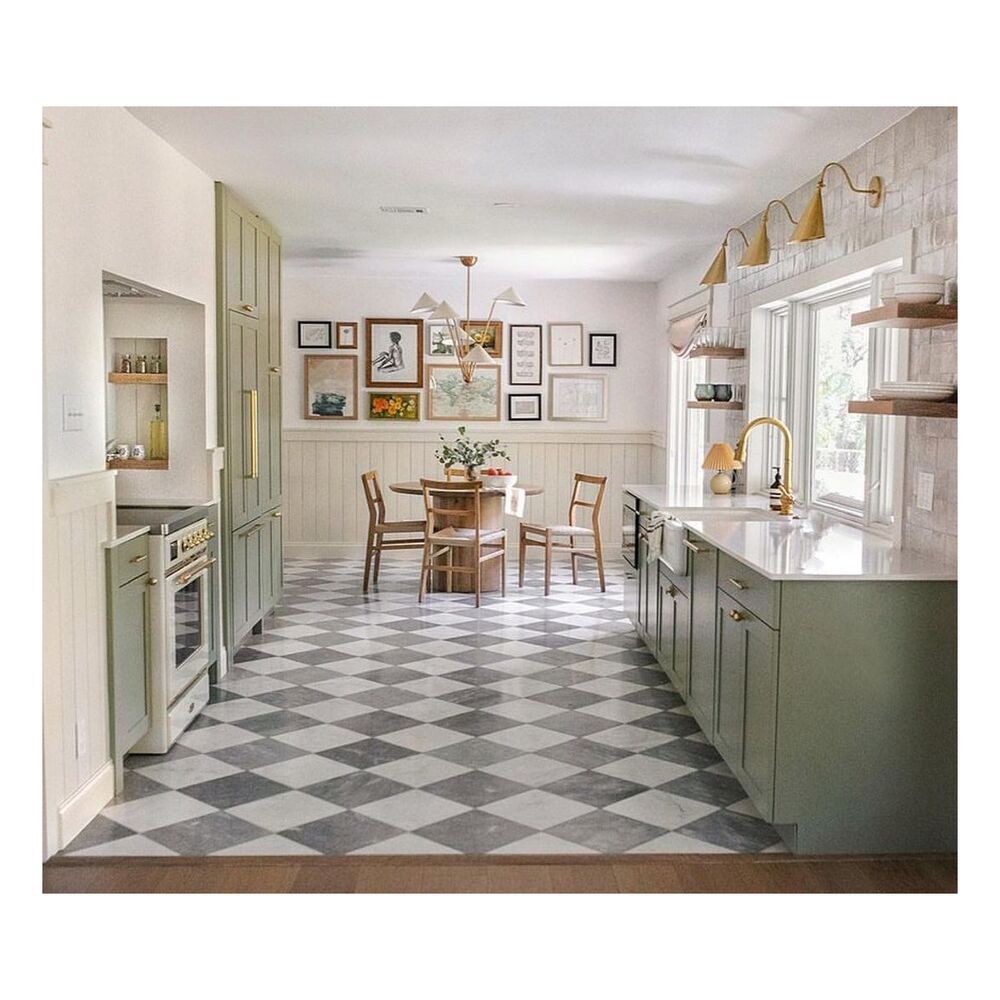 ILVE_UMI30NE3WHG_Majestic_II_30"_Induction_Range_lifestyle_2