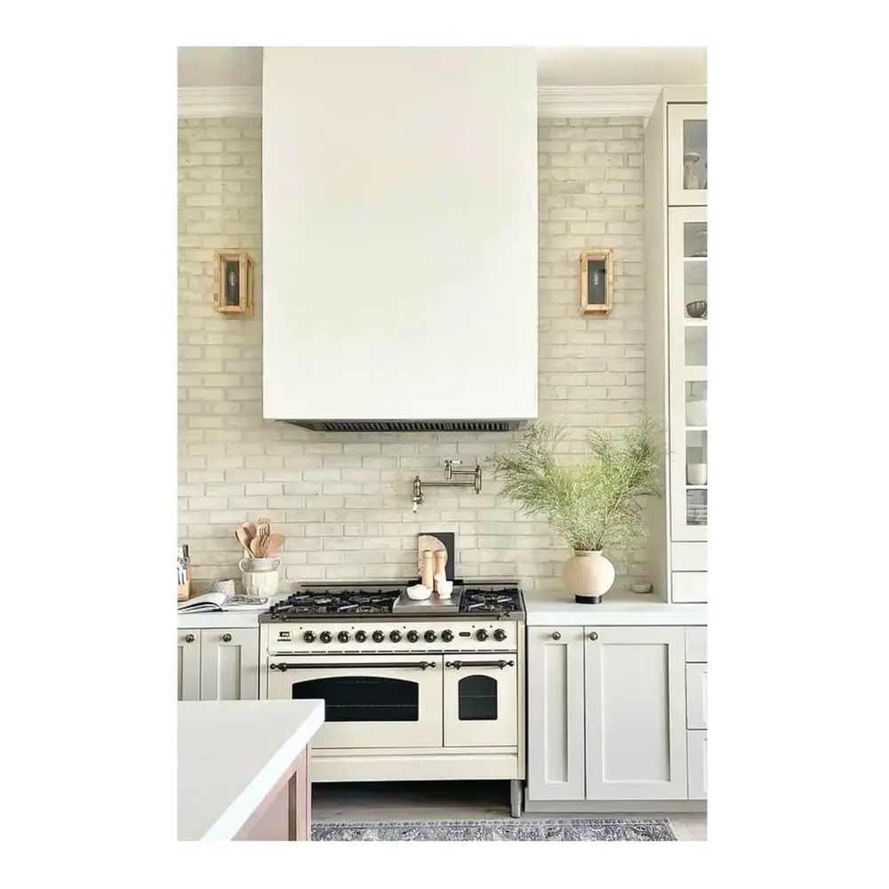 ILVE UP60FNMPAWBLP Nostalgie II 60 inch Dual Fuel Range (9 Sealed Burners + Griddle, Liquid Propane, Triple Glass Door, Antique White, Burnished) 2 ILVE UP60F Nostalgie II 60 inch Dual Fuel Range