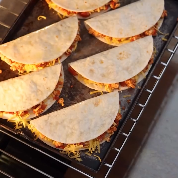 Whats on your menu for the weekend Our 120cm Nostalgie range cooker is the kind of appliance that transforms your kitchen into a comprehensive culinary studio.00 00 27 24.Still011 e1762538241822