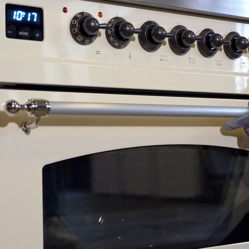 replace handles and knobs on nostalgie featured image