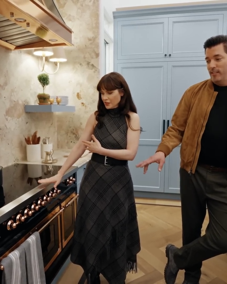 videoplayback 1.00 03 01 23.Still007